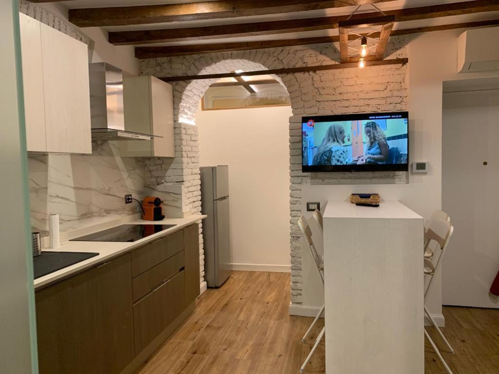 Elegant Suite In Milan Center Luaran gambar