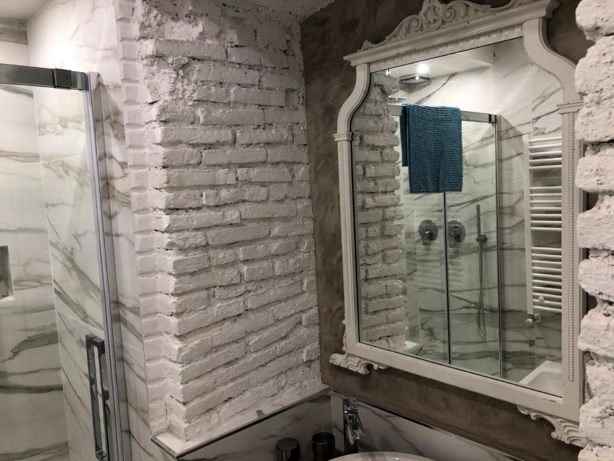 Elegant Suite In Milan Center Luaran gambar
