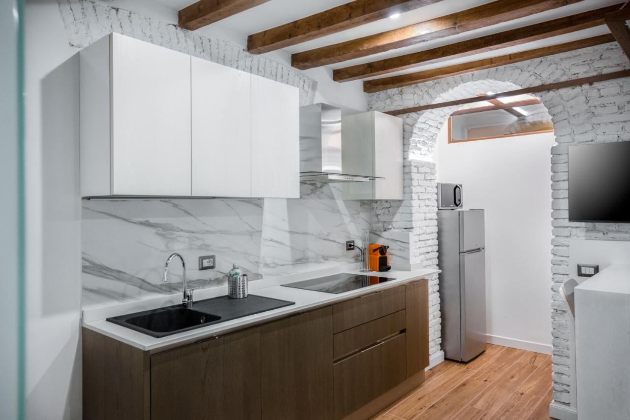 Elegant Suite In Milan Center Luaran gambar